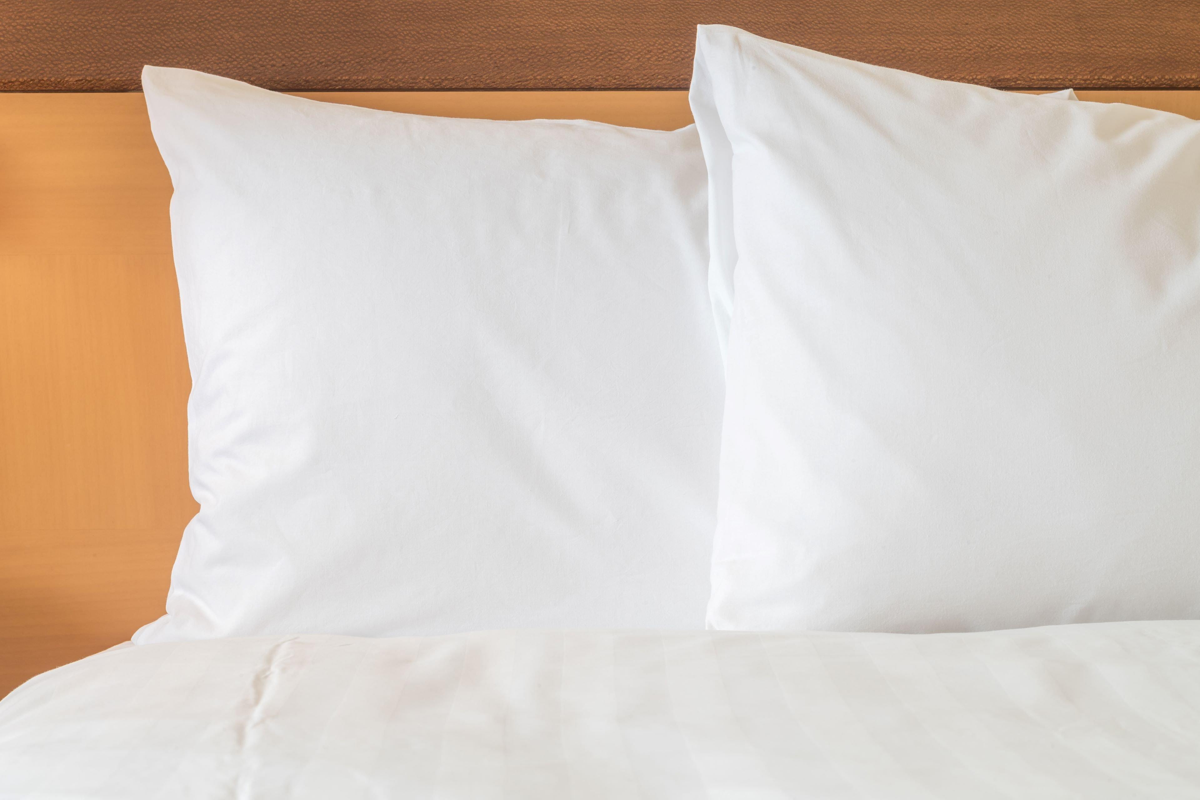 Express & Northeast By Ihg Hotel 3*