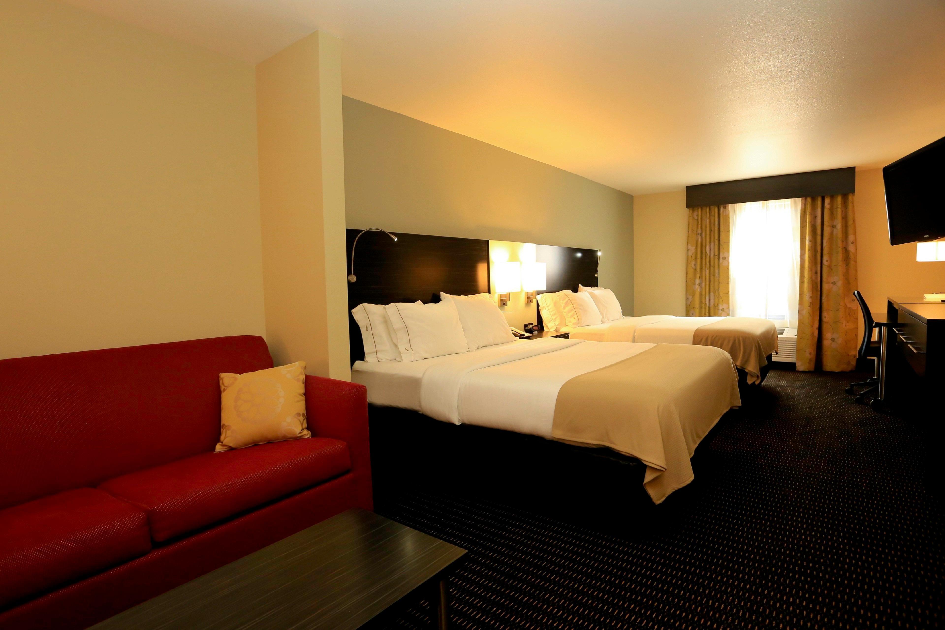 Express & Northeast By Ihg Hotel